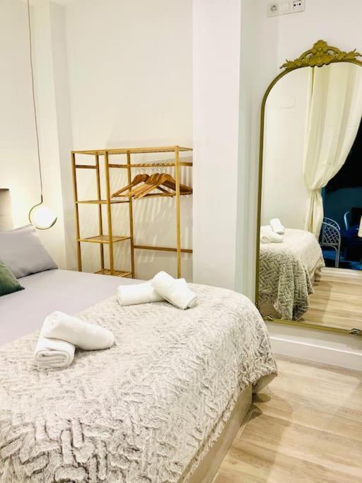 말라가 New Luxurious Studio With Patio/Center 아파트 외부 사진
